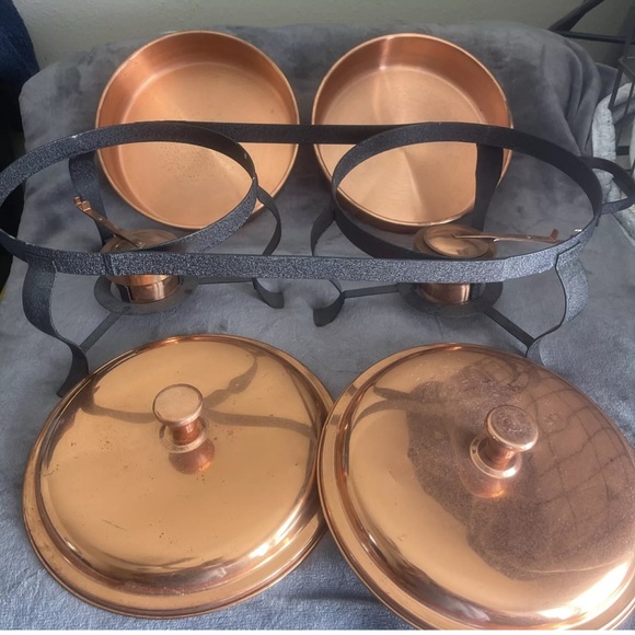 Pair of pots and double lighter. 20th century. Made of copper and gilded metal. - Picture 5 of 10